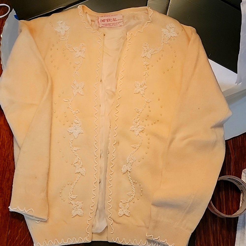 Beautiful cream, white beaded with pearls 1950s sweater. Angora and lambs wool